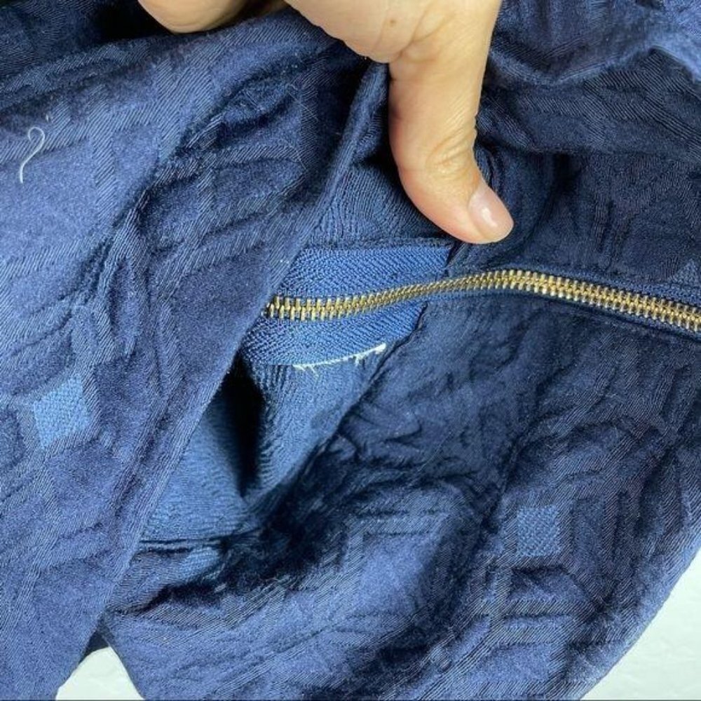 J Crew Blue Brocade Quilted Zip Layering Top Womens Size 00 3/4 Sleeve Side Zips - Picture 7 of 9